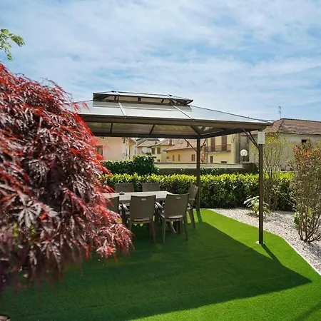 Appartement Camelia Leonardo Academy, Mxp & Lakes